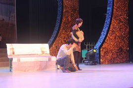 春晓 两原创节目绽放文艺调演舞台