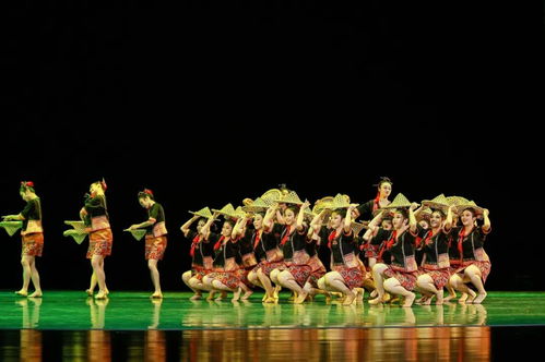 舞动白沙 民族文化的现代“出圈”与文艺创作新路径